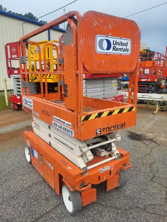 2019 Snorkel S3219E Scissor Lift