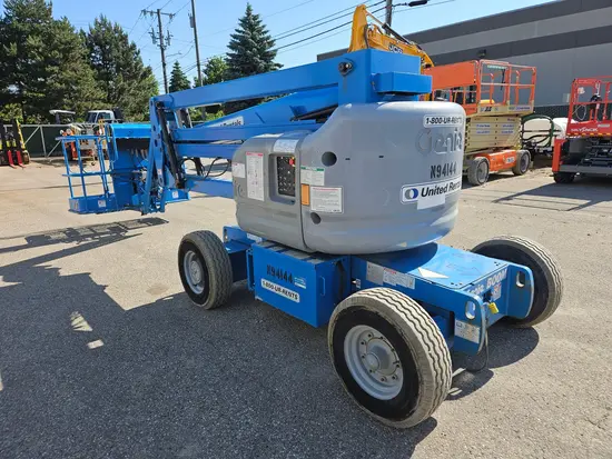 2016 Genie Z-45/25J DC Articulating Boom Lift