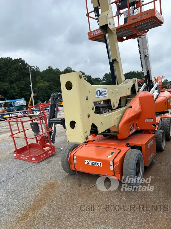 2018 JLG E400AJPN Articulating Boom Lift