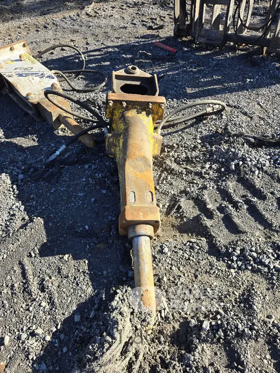 2021 Epiroc SB 452 Attachment
