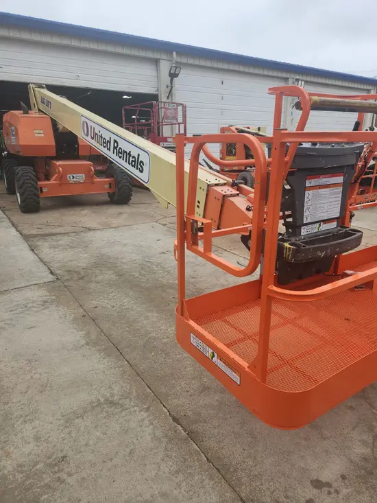 2017 JLG 800S Boom Lift