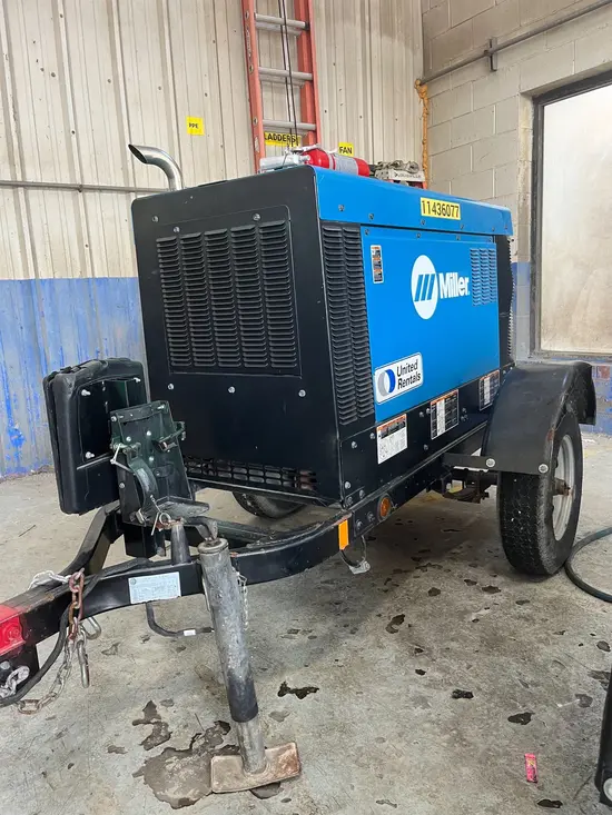 2022 Miller Welders Big Blue 300R Welder