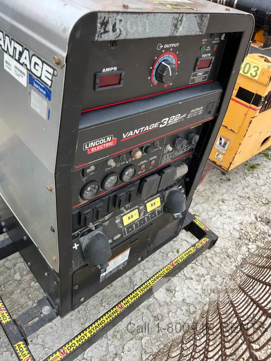 2023 Lincoln Electric VANTAGE 322 Welder