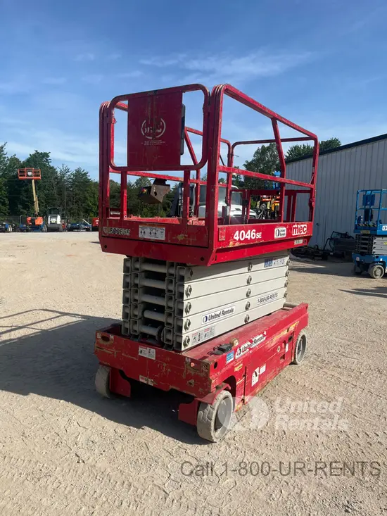 2017 MEC 4046SE Scissor Lift