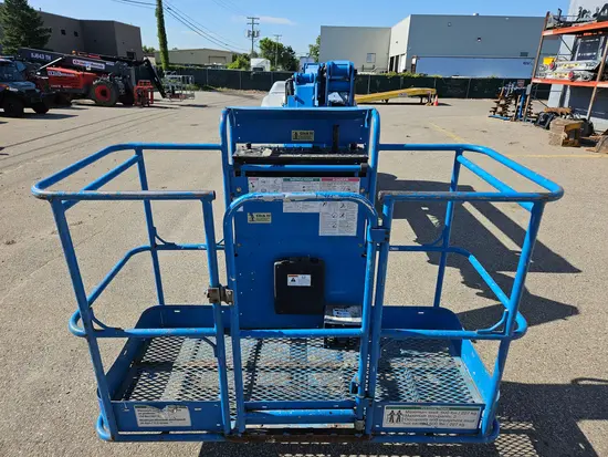 2016 Genie Z-45/25J DC Articulating Boom Lift