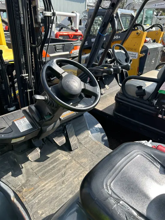 2019 Toyota 8FGU30 Warehouse Forklift