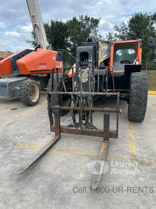2016 JLG 642 Forklift