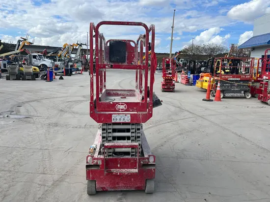 2018 MEC MICRO 19 Scissor Lift