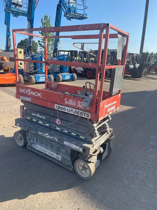 2016 Skyjack SJIII3219 Scissor Lift