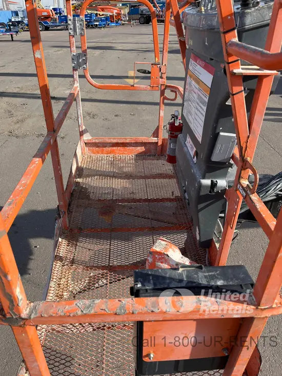 2017 JLG E600JP Boom Lift