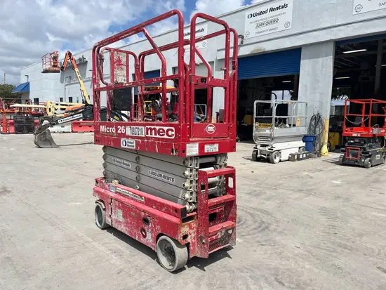 2019 MEC MICRO 26 Scissor Lift