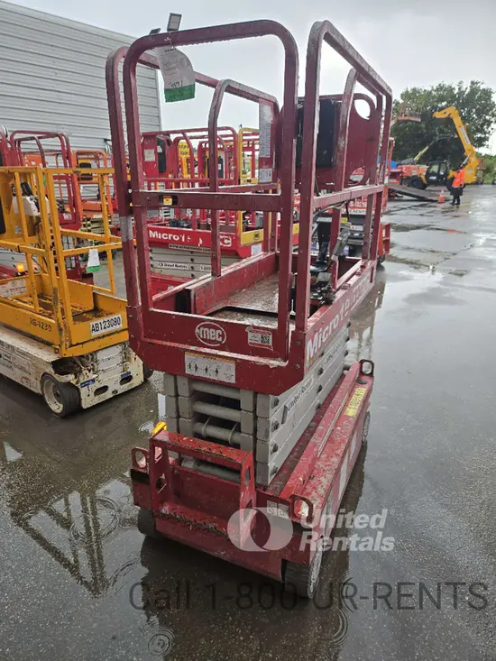 2020 MEC MICRO 19 Scissor Lift