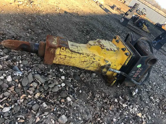 2015 Atlas Copco SB 452 Attachment