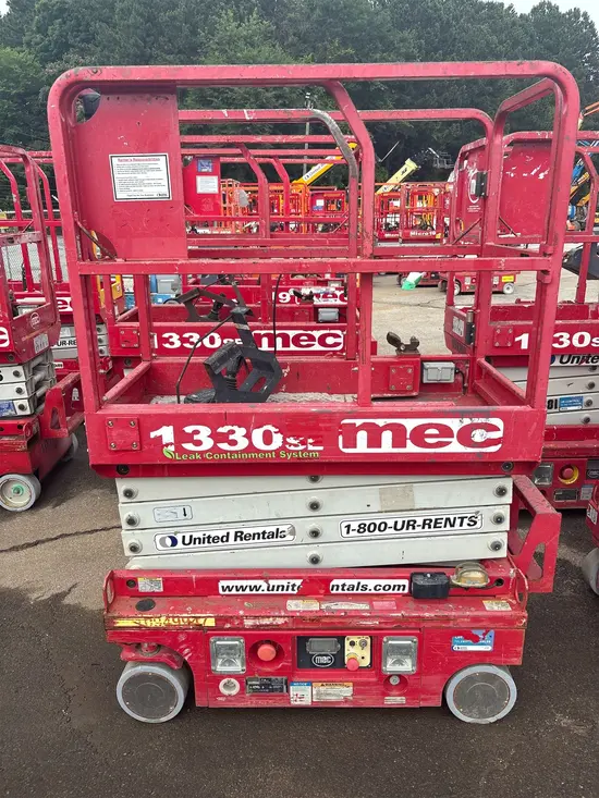 2019 MEC 1330SE Scissor Lift