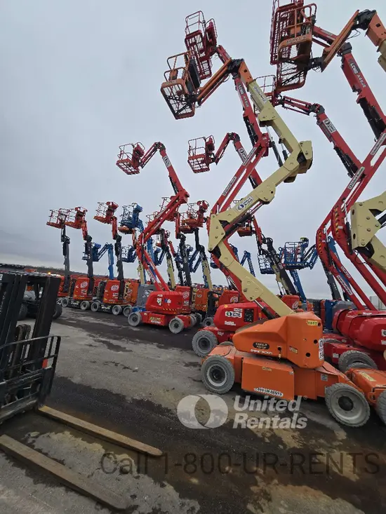 2017 JLG E400AJPN Articulating Boom Lift