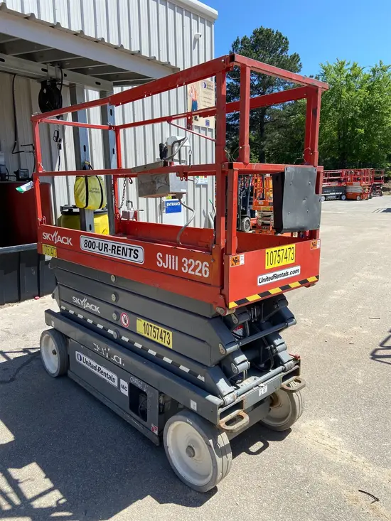 2018 Skyjack SJIII3226 Scissor Lift
