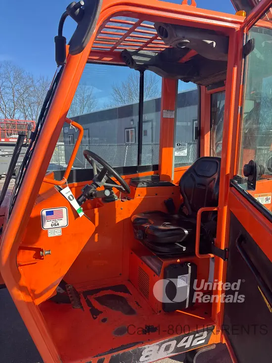 2018 SKYTRAK 8042 Forklift