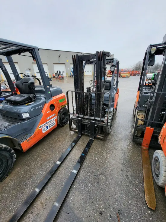 2017 Toyota 8FGU25 Warehouse Forklift