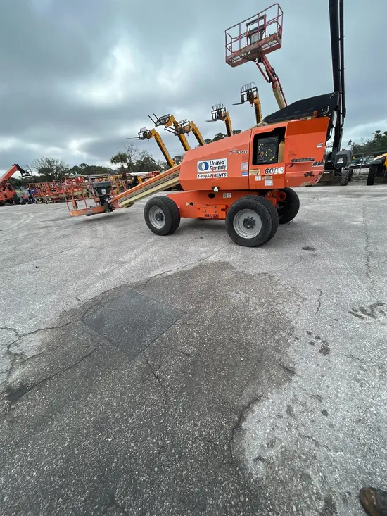2017 JLG 600S Boom Lift