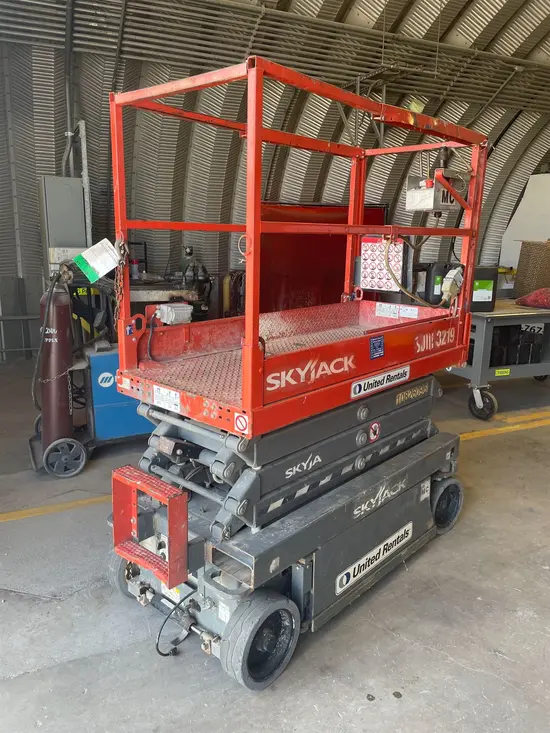 2018 Skyjack SJIII3219 Scissor Lift
