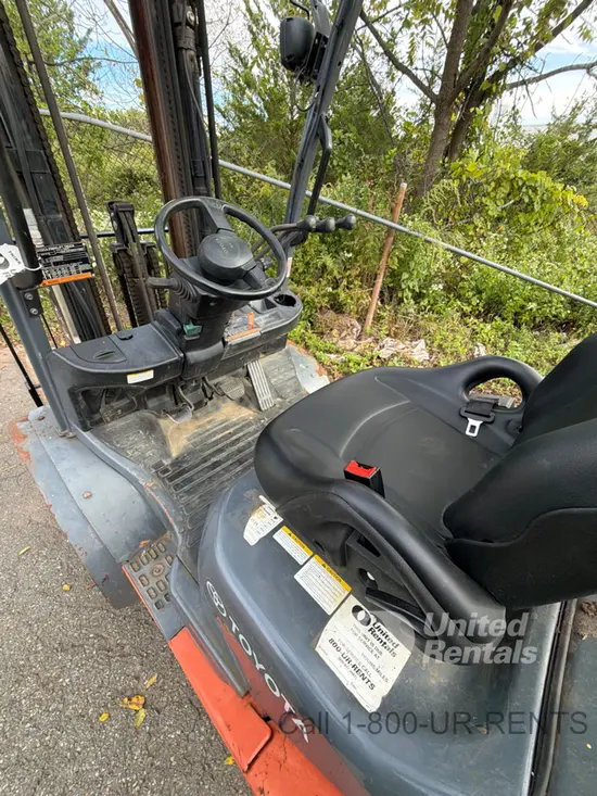 2019 Toyota 8FGU25 Warehouse Forklift