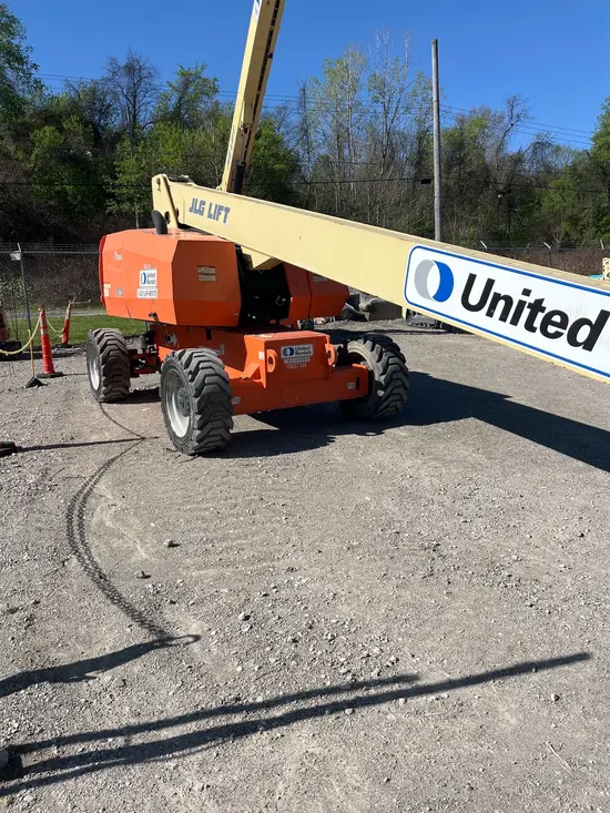 2017 JLG 800S Boom Lift