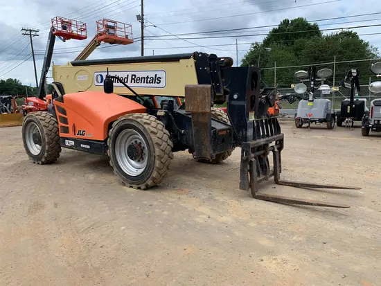 2018 JLG 1055 Forklift