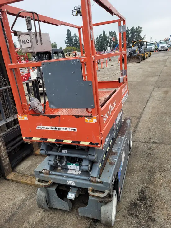 2017 Skyjack SJIII3219 Scissor Lift