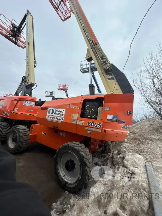 2017 JLG 600S Boom Lift