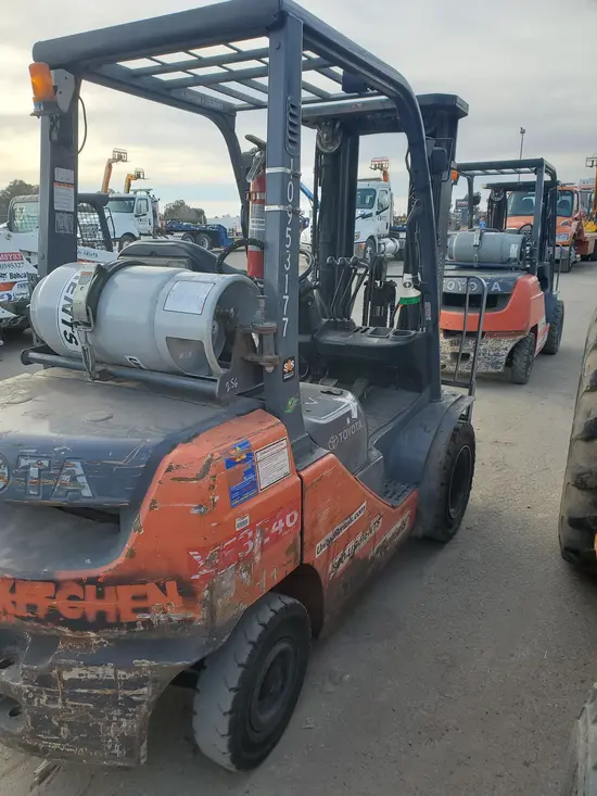 2019 Toyota 8FGU25 Warehouse Forklift