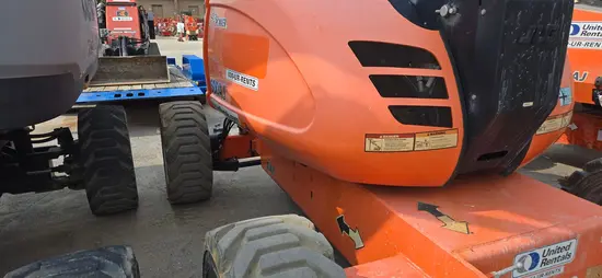 2017 JLG 600AJ Articulating Boom Lift