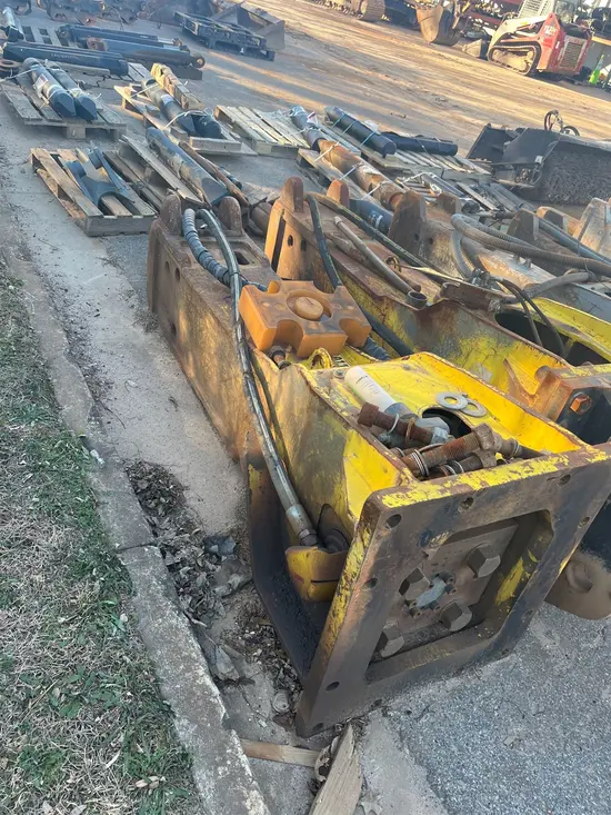 2016 Atlas Copco HB3600 Attachment
