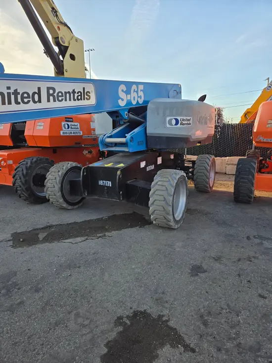 2017 Genie S-65 Boom Lift