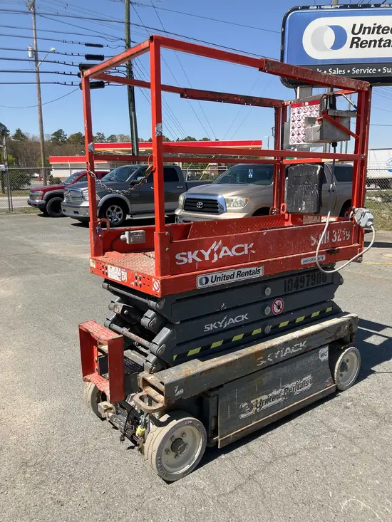 2016 Skyjack SJIII3219 Scissor Lift