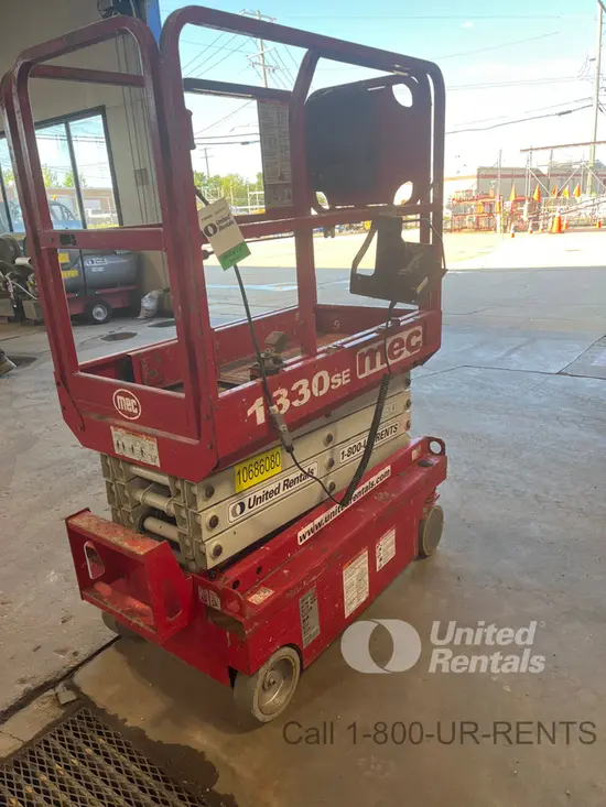 2017 MEC 1330SE Scissor Lift