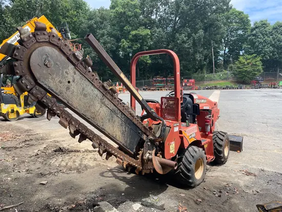 2017 Ditch Witch RT45 Trencher