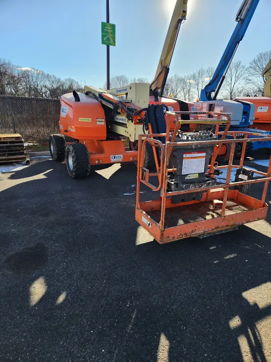 2017 JLG 450AJ Articulating Boom Lift