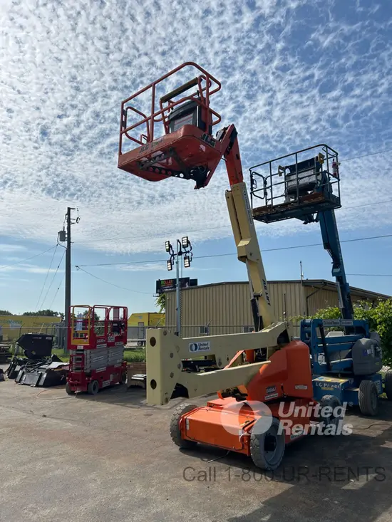 2018 JLG E450AJ Articulating Boom Lift