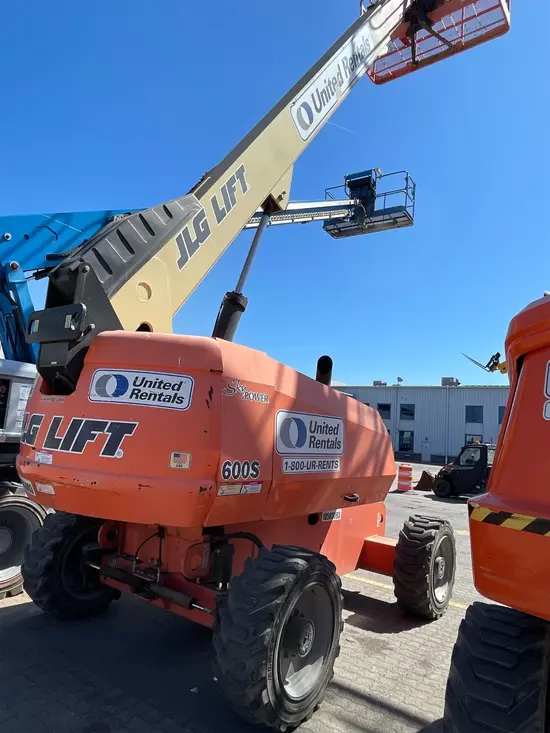 2017 JLG 600S Boom Lift