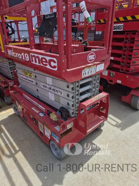 2019 MEC MICRO 19 Scissor Lift