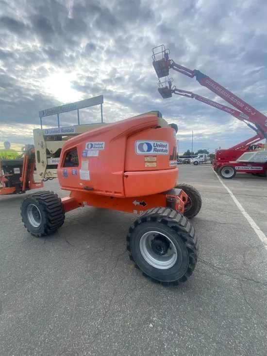 2017 JLG 450AJ Articulating Boom Lift
