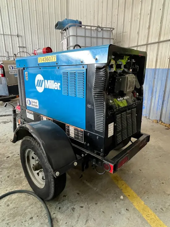 2022 Miller Welders Big Blue 300R Welder