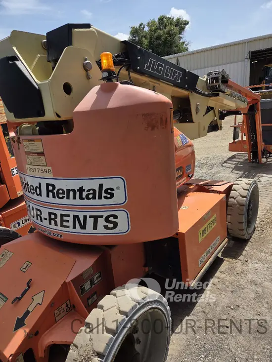 2018 JLG E450AJ Articulating Boom Lift