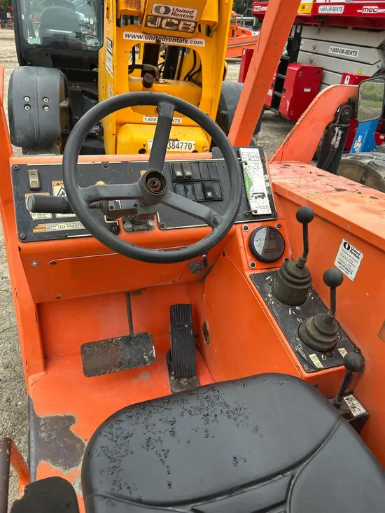 2015 SKYTRAK 6042 Forklift