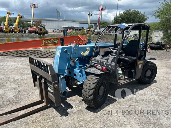 2017 Genie GTH-5519 Forklift