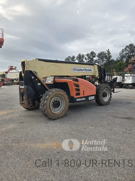 2016 JLG 1055 Forklift