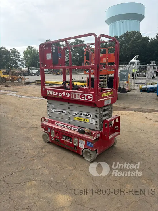 2019 MEC MICRO 19 Scissor Lift
