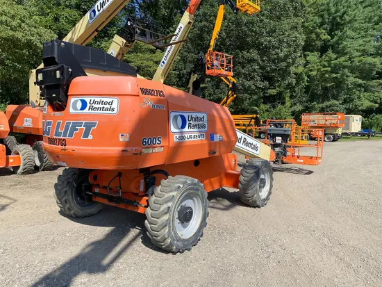 2017 JLG 600S Boom Lift
