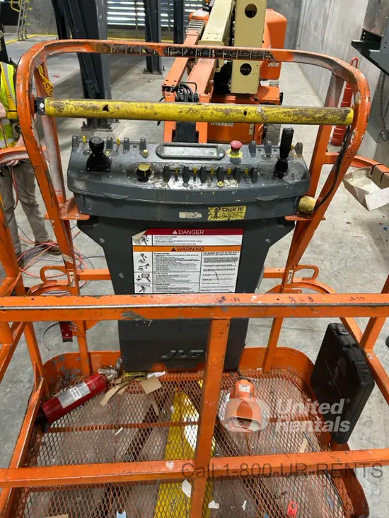 2018 JLG E400AJPN Articulating Boom Lift