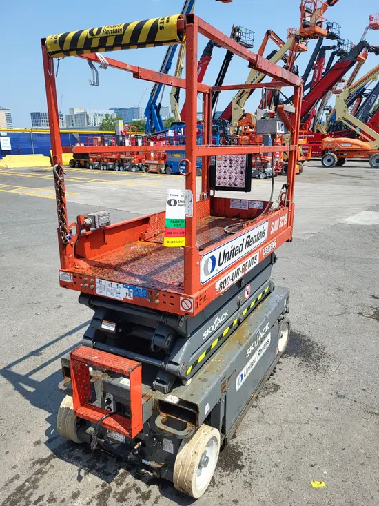 2017 Skyjack SJIII3219 Scissor Lift